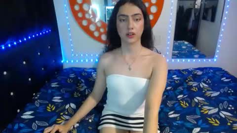 -- ALEXIS -- online show from December 23, 1:12 am