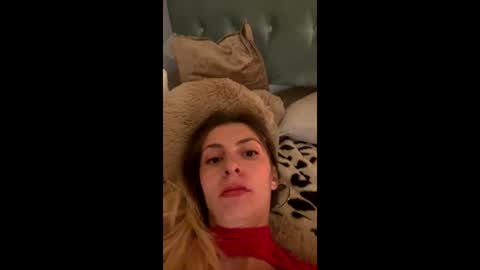 alexislovesmelody online show from June 1, 10:05 am