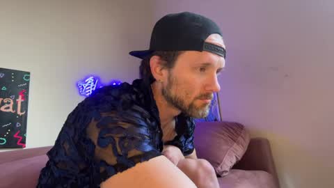 Alex Mann online show from May 8, 5:40 pm