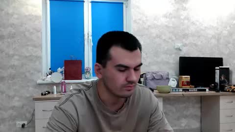 Alex online show from May 6, 7:31 pm