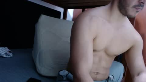 alexsb1998 online show from February 2, 1:45 am