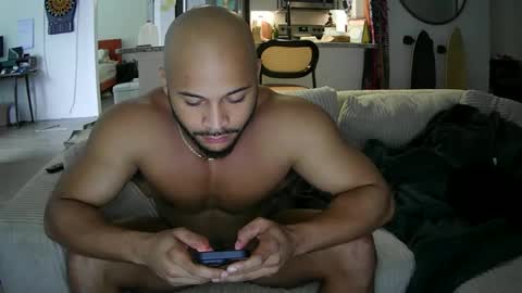 alextbigd online show from September 10, 2:07 pm