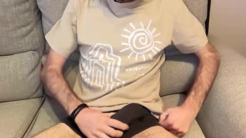 alexthetree online show from April 1, 5:54 pm