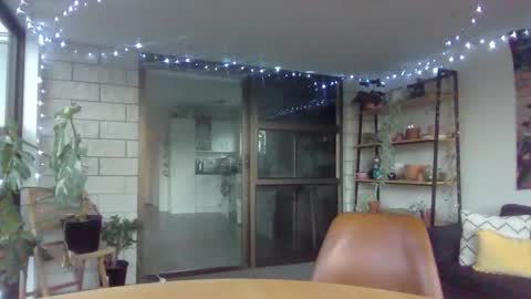 Alex online show from February 24, 7:22 am