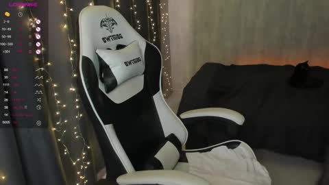 Alexa Bloom online show from January 8, 7:25 am