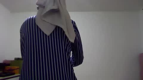 Alia      Anjali  online show from February 14, 12:52 pm