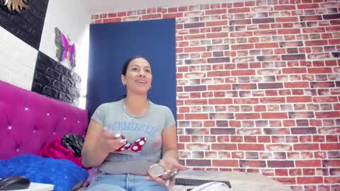 aliaandadara online show from September 20, 1:47 pm