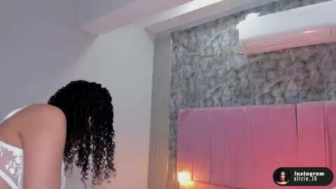 alicia online show from January 15, 10:57 am