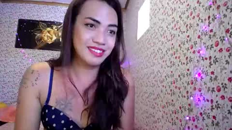 alice221054 online show from May 31, 4:22 am
