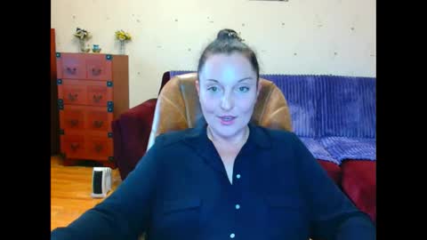 Alice online show from November 2, 1:55 pm