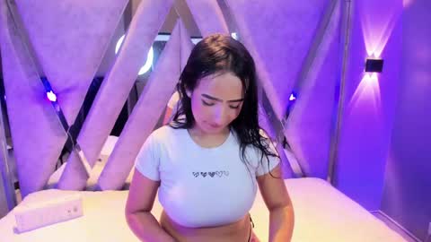 alice_26__ online show from May 2, 8:14 pm