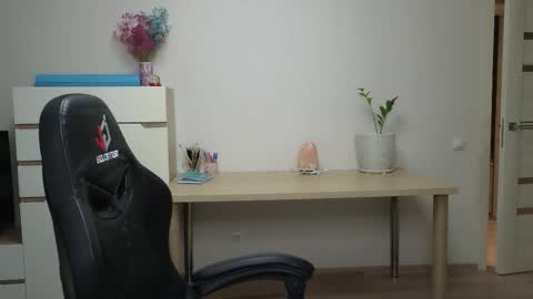 Alice online show from January 17, 5:33 pm