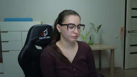 Alice online show from March 14, 6:12 pm