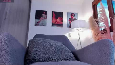 Alice  online show from October 27, 8:53 pm