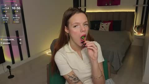 Alice online show from September 27, 11:02 pm