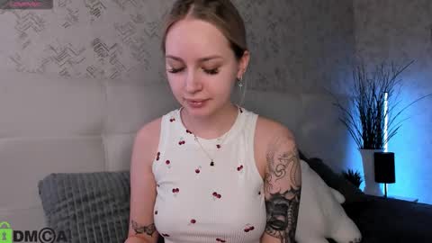 Alice online show from October 19, 10:58 pm