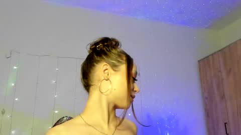 Hot Like Fire online show from September 24, 4:19 am