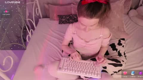 Alice online show from April 1, 3:29 am