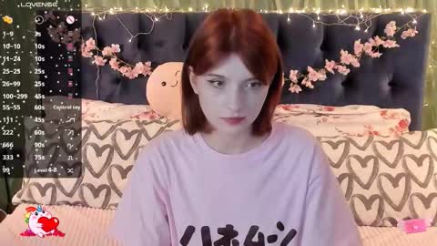 Snapshot of alice_langley chatting on September 19, 12:53 pm Alice 3 online show from September 19, 12:53 pm