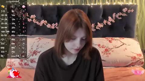 Snapshot of alice_langley chatting on November 2, 11:32 am Alice 3 online show from November 2, 11:32 am