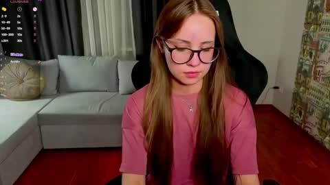 Alice online show from April 11, 6:12 pm