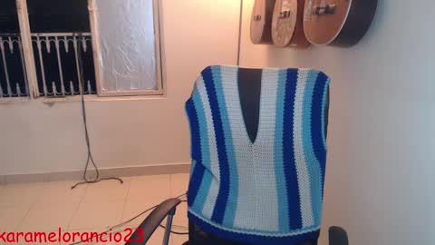 Alicia Aldara online show from October 3, 5:27 am