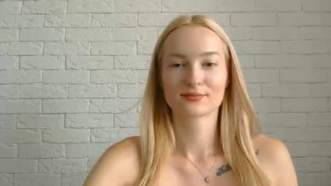Alice online show from July 25, 11:30 am