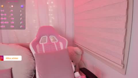 Alice  online show from April 2, 6:26 pm