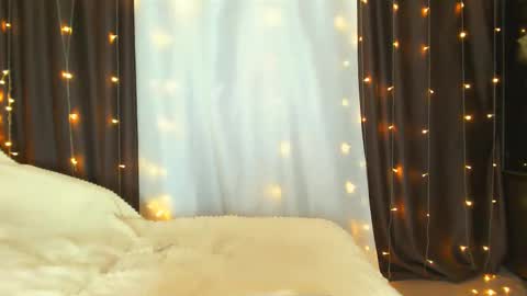 Snapshot of alicebaileys22 chatting on September 13, 11:23 am Alicebaileys22 online show from September 13, 11:23 am