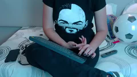 alicecoffin online show from July 2, 3:23 am