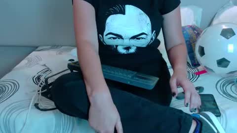 alicecoffin online show from July 2, 3:15 am