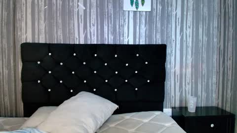 alicee_moonn online show from December 15, 8:16 pm