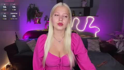 Alice online show from September 19, 11:47 am