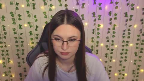 aliceimonta online show from February 22, 4:31 pm