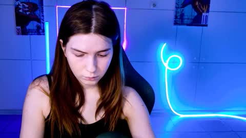 Alice online show from October 3, 5:27 am