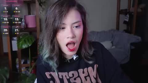 Alice  vacation  online show from October 13, 6:21 pm