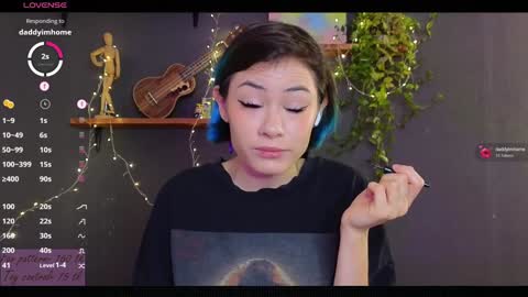 Alice  vacation  online show from December 22, 5:55 am