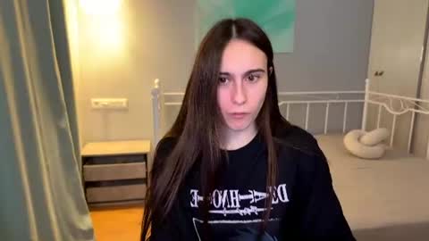 alicekollt online show from July 6, 10:01 pm