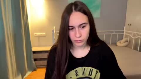 alicekollt online show from June 26, 1:27 pm