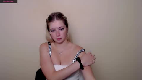 Alice online show from September 17, 12:30 pm