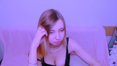 Alice online show from May 21, 11:39 am
