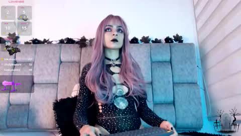 alicenoir_ online show from November 4, 11:06 pm