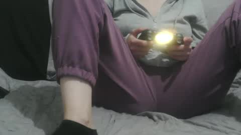 Alice online show from December 18, 8:57 pm