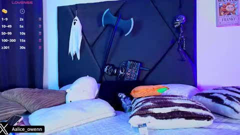 Alice online show from October 19, 10:58 pm