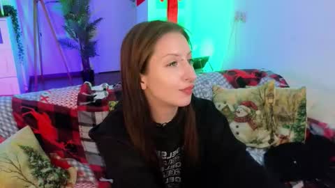 alicewallflower online show from December 20, 10:39 pm