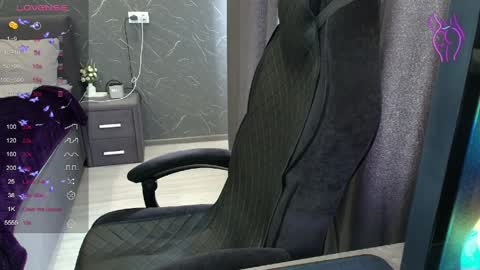 Alice online show from April 4, 7:59 am