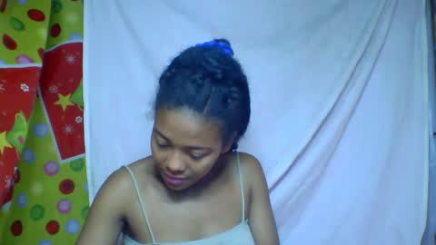 alicia9794 online show from May 6, 6:25 pm