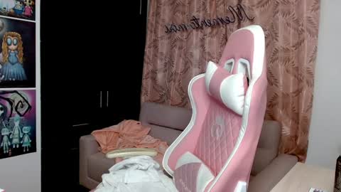 ALICIA  online show from December 12, 5:42 am