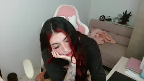 ALICIA  online show from March 26, 4:29 am