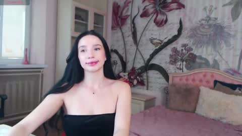 Snapshot of aliciabow chatting on September 29, 12:59 pm Veronica online show from September 29, 12:59 pm